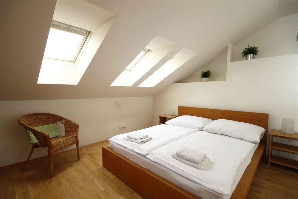 Leo Apartments Old Town Prag Exterior foto