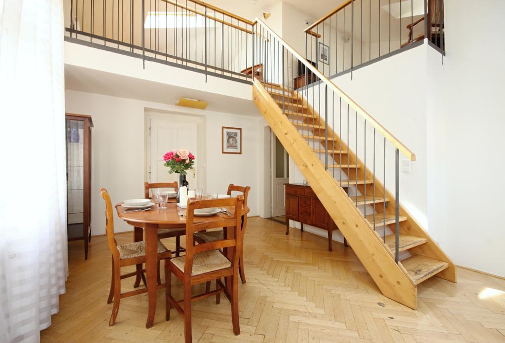 Leo Apartments Old Town Prag Zimmer foto