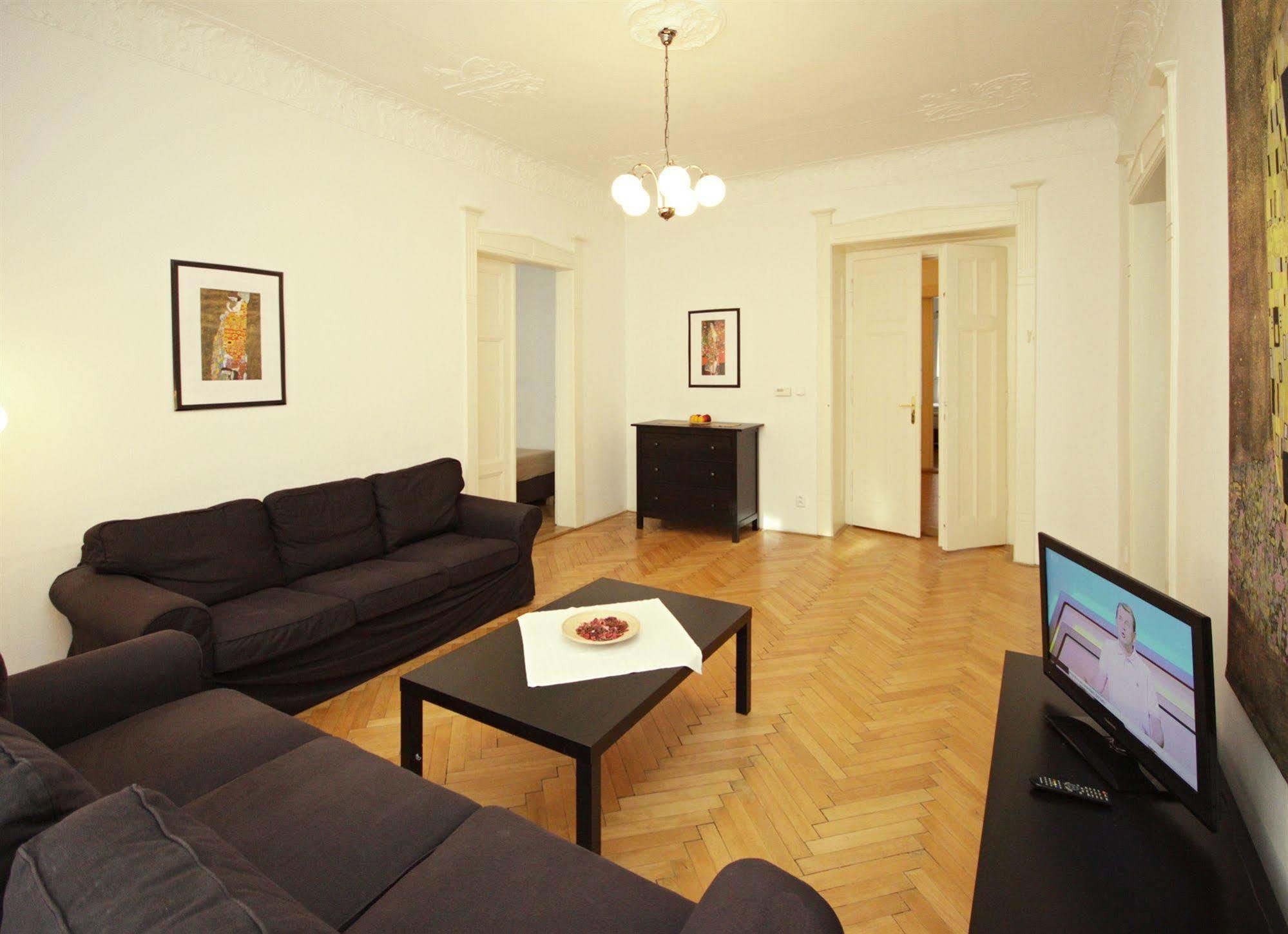 Leo Apartments Old Town Prag Exterior foto