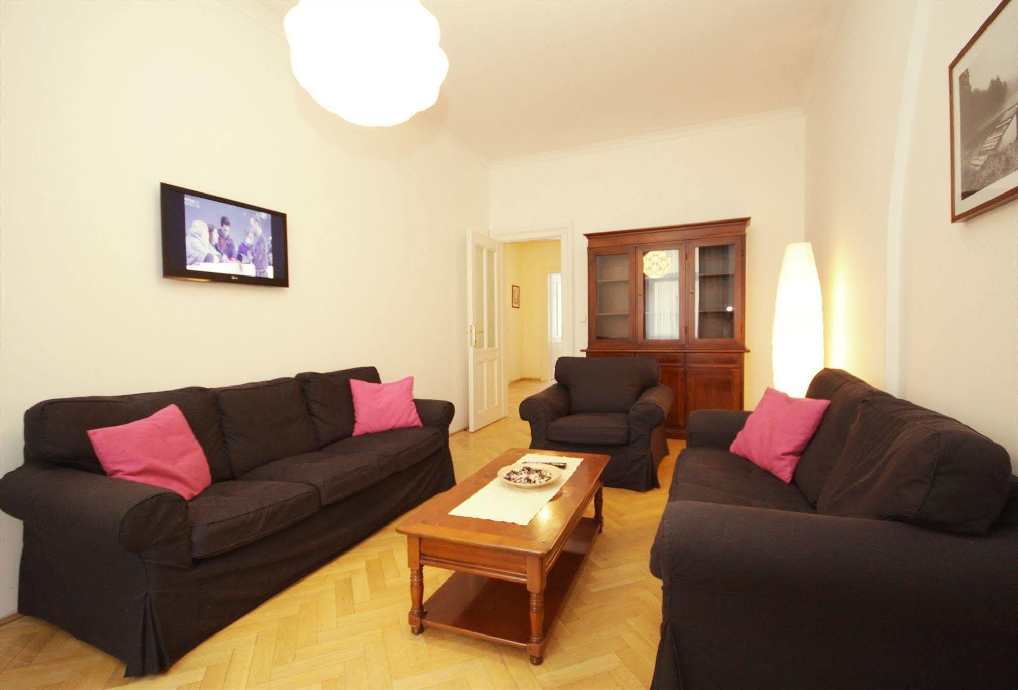 Leo Apartments Old Town Prag Exterior foto